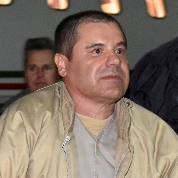 "El Chapo" habría enviado una nueva carta para solicitar una revisión de su proceso y se contacte a Claudia Sheinbaum. FOTO: Archivo.