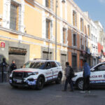 La Secretaría de Gobernación Municipal informó que comerciantes ambulantes del Centro Histórico de Puebla aceptaron reubicarse, tras un operativo de recuperación del espacio público que se llevó a cabo este viernes sin confrontaciones. Foto: Milenio