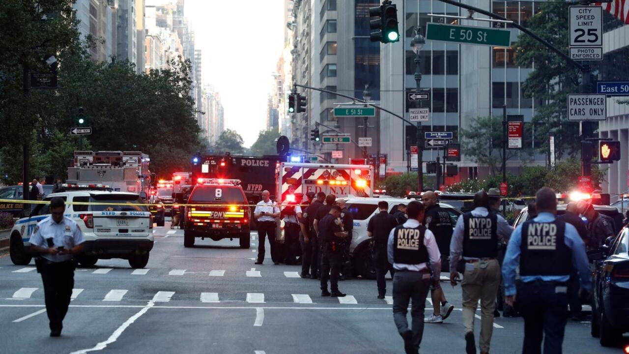 Tiroteo en Midtown Manhattan deja cuatro muertos, incluyendo un oficial de policía, en ataque a las oficinas de la NFL.