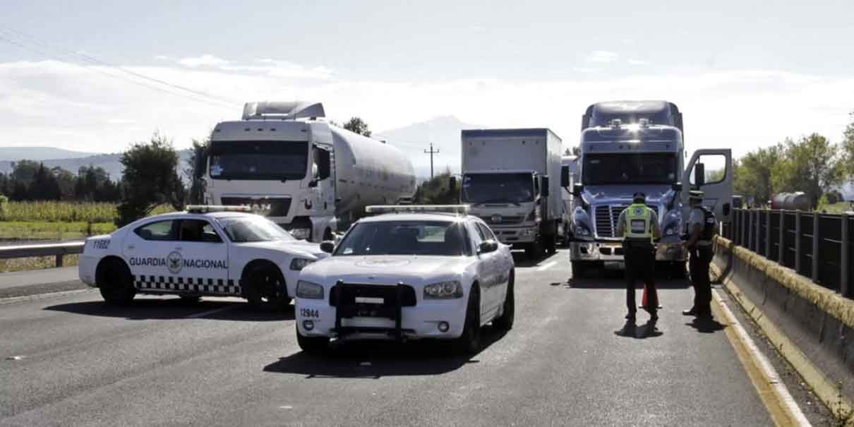 Autoridades activan operativo en la México–Puebla como parte del plan “Cero Robos”, con patrullajes, vigilancia aérea y cierre de accesos clandestinos para combatir asaltos.