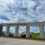 Los emblemáticos pilares de Talavera ubicados en el distribuidor vial Atlixcáyotl, en la zona de Angelópolis, lucen completamente renovados tras la conclusión de los trabajos de restauración impulsados por el Gobierno del Estado de Puebla.