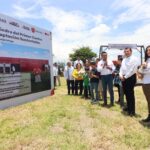 En un paso histórico por el respeto a los seres sintientes, el gobernador Alejandro Armenta colocó la primera piedra del Centro de Bienestar Animal y Adaptación Sustentable, el primero de 27 espacios que se construirán en el estado para garantizar la protección de los animales en situación de vulnerabilidad.