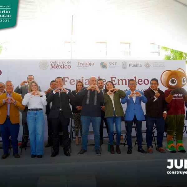 Con la oferta de 736 vacantes y la participación de 23 empresas, se llevó a cabo la Feria del Empleo en San Martín Texmelucan, organizada por el Gobierno del Estado a través de la Secretaría de Desarrollo Económico y Trabajo (SEDETRA), el Servicio Nacional de Empleo (SNE) y el Gobierno Municipal.
