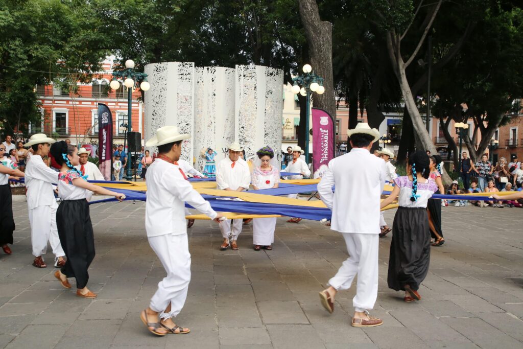 El Gobierno de la Ciudad, encabezado por Pepe Chedraui, invita a poblanas, poblanos y visitantes a participar en las actividades culturales y artísticas gratuitas que se realizarán este fin de semana en el Centro Histórico.