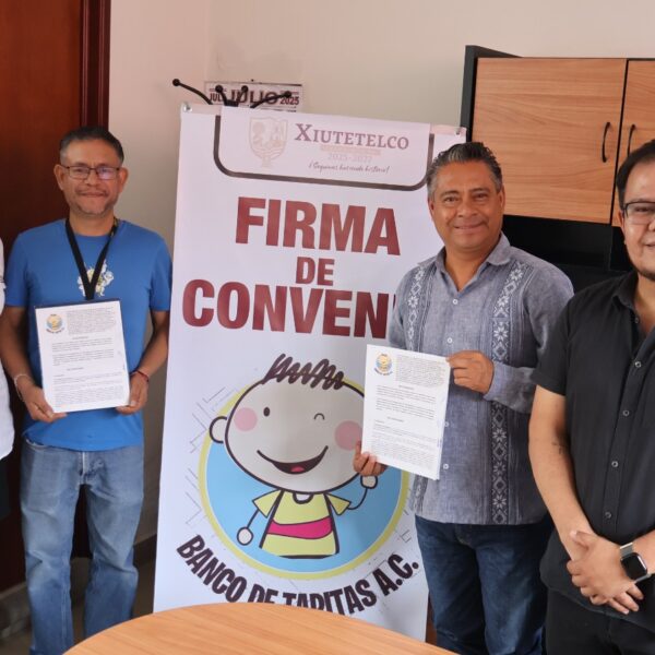 El Ayuntamiento de Xiutetelco, encabezado por Baltazar Narciso, firmó un convenio de colaboración con Banco de Tapitas A.C. para apoyar a niñas y niños con cáncer.
