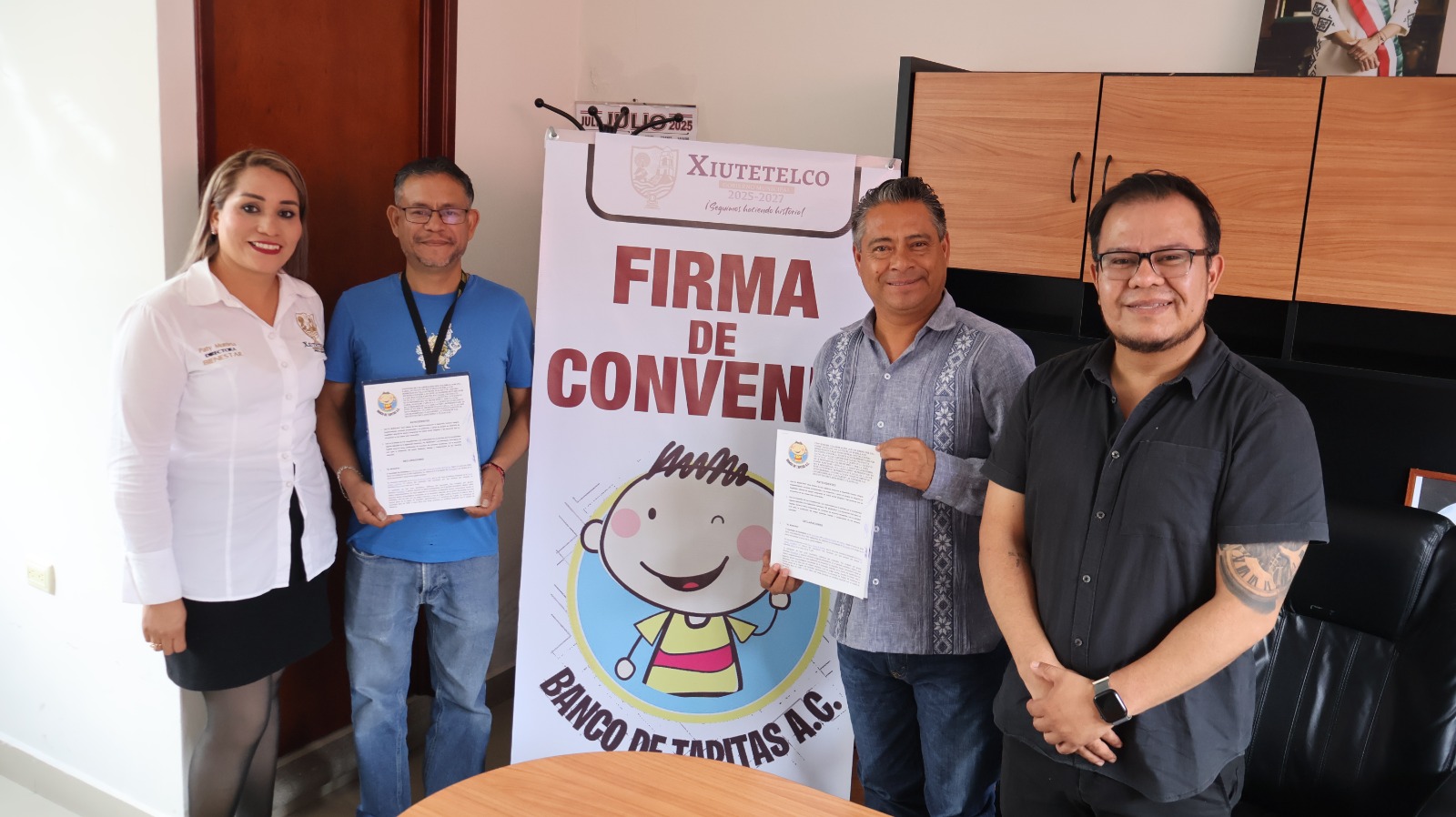 Xiutetelco firma convenio con Banco de Tapitas por la niñez con cáncer