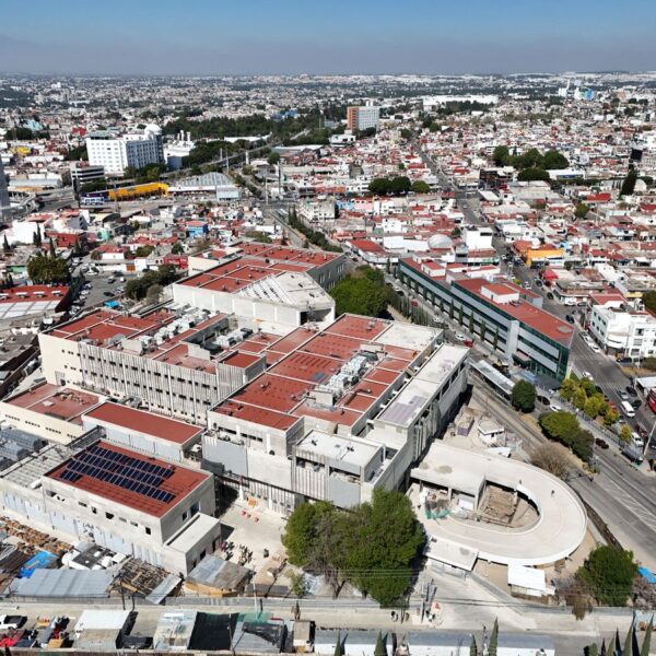 Inauguración del Hospital General de Zona San Alejandro en Puebla se retrasa nuevamente.