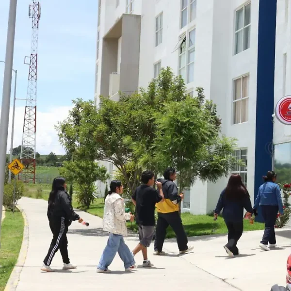 Habitantes de Ciudad Modelo, en San José Chiapa, enfrentan desde hace años la falta de servicios básicos y desarrollo económico, pese al crecimiento poblacional y educativo. Foto: Bibiana Díaz / El Sol de Puebla