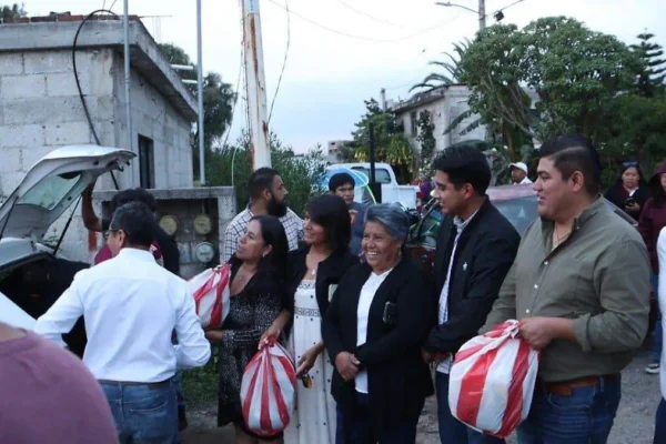 El alcalde de Cuautlancingo, Omar Muñoz, entregó apoyos a familias de Nuevo León tras el desbordamiento del río Zapatero y anunció un plan integral de drenaje, con obras hidráulicas, luminarias y pavimentación, además de un comité ciudadano para dar seguimiento.