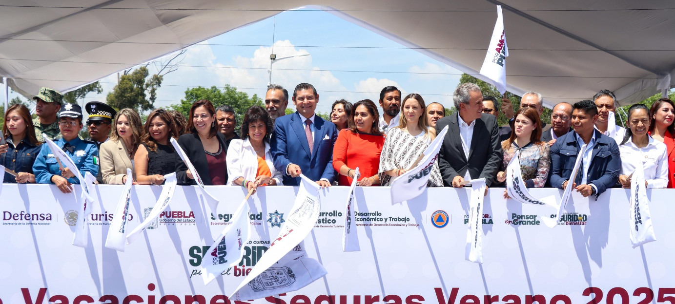 Desde la zona histórica de Los Fuertes, el gobernador Alejandro Armenta dio inicio al operativo “Vacaciones Seguras Verano 2025”, con más de 4 mil elementos desplegados en puntos turísticos. Foto: CMX Noticias