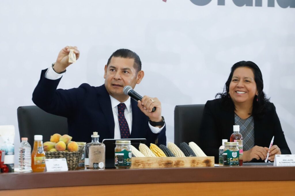 El gobierno de Puebla refuerza su compromiso con una transformación del campo centrada en la justicia social, la sostenibilidad y el fortalecimiento de la riqueza comunitaria.