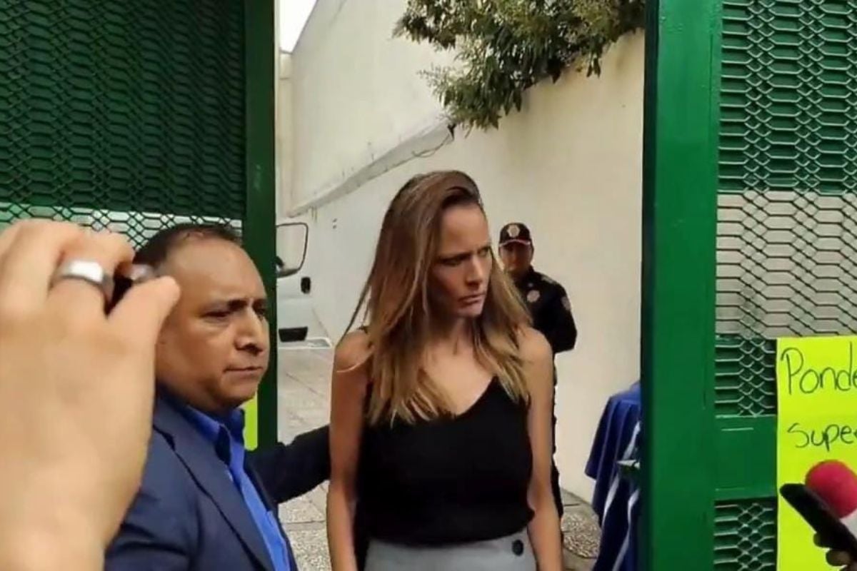 Vinculan a proceso a ‘Lady Racista’; enfrentará medidas cautelares y deberá disculparse públicamente
