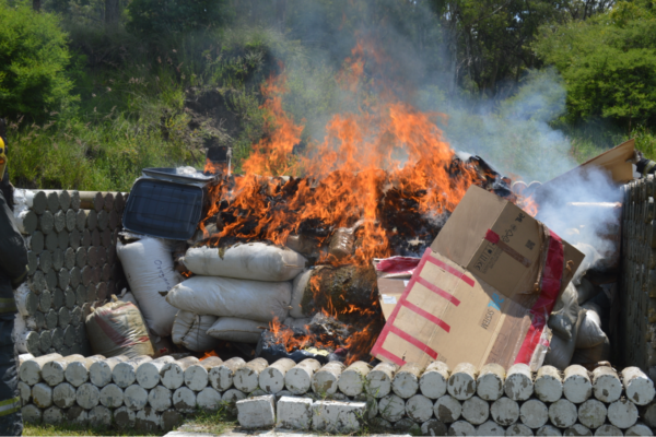 La FGR incineró en Puebla