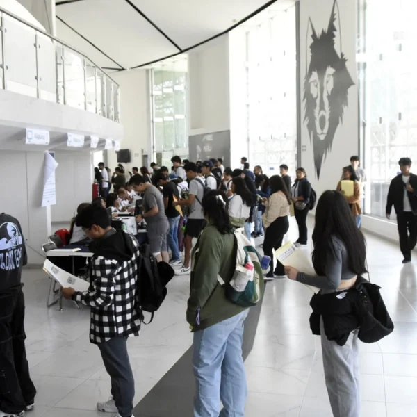 La BUAP abrió su convocatoria extraordinaria 2025 para asignar lugares vacantes a aspirantes que no obtuvieron lugar en la primera fase.
