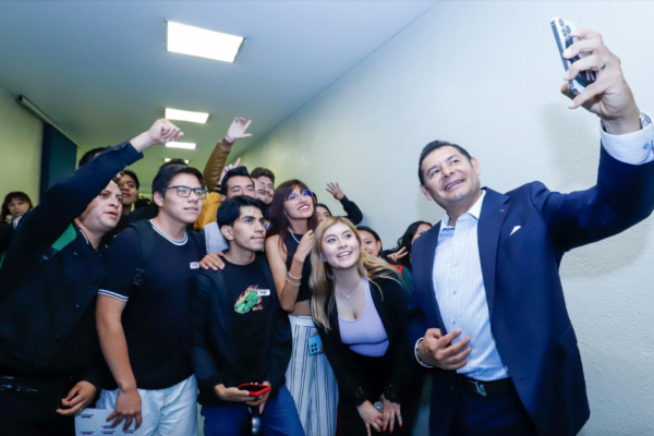 Juventud poblana, motor de transformación en el gobierno de Alejandro Armenta.