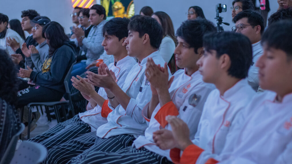 Estudiantes de gastronomía y turismo podrán rendir homenaje al cacao, el maíz y el mezcal en un concurso que combina tradición