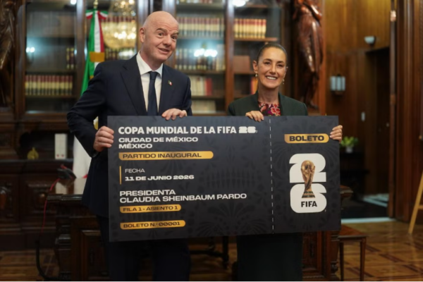 Claudia Sheinbaum cederá su boleto