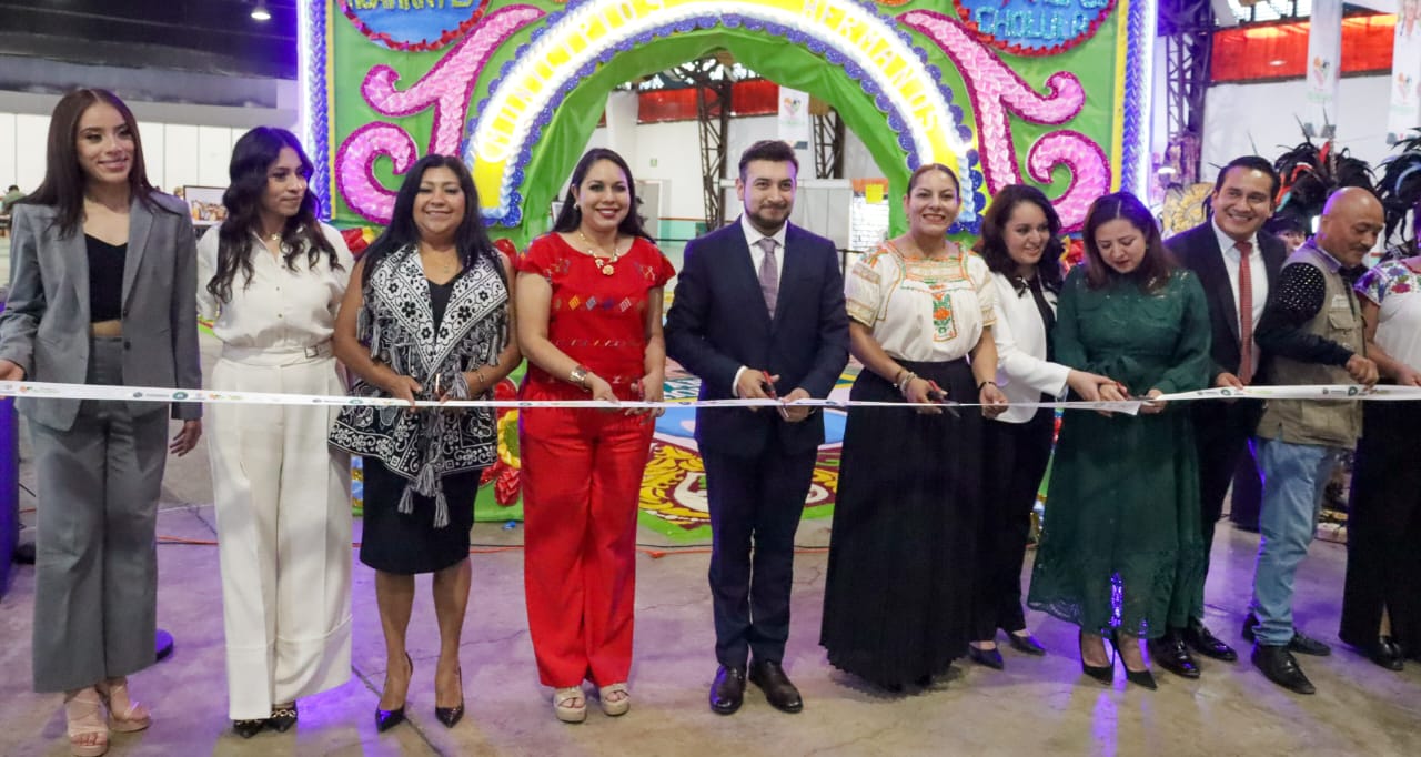 Cholula y Huamantla firman un hermanamiento para impulsar el turismo cultural y preservar las raíces de los pueblos originarios.