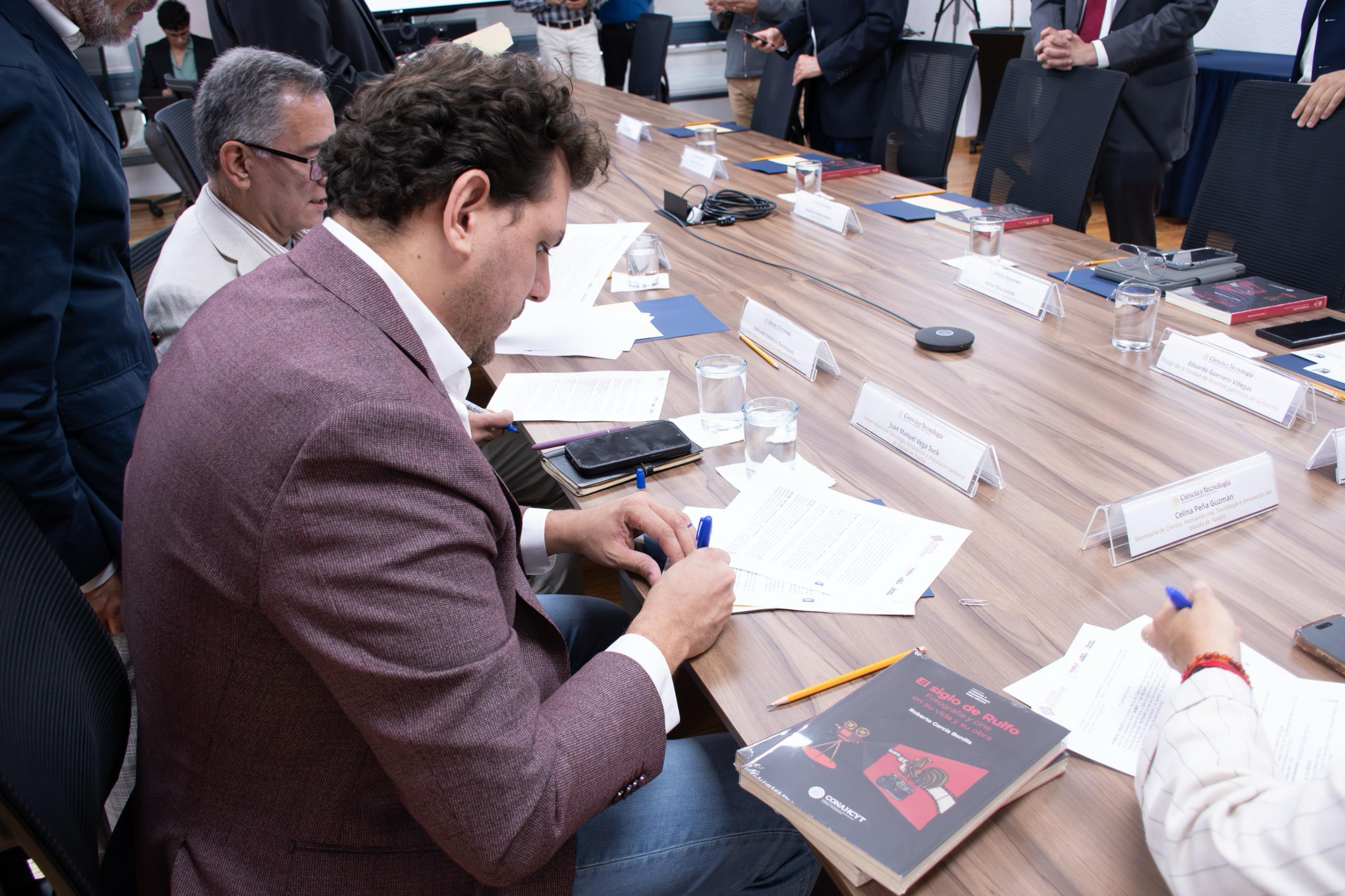 Secretaría homónima del Estado de Puebla (SECIHTI Puebla) firmaron un convenio marco de colaboración para impulsar el desarrollo científico