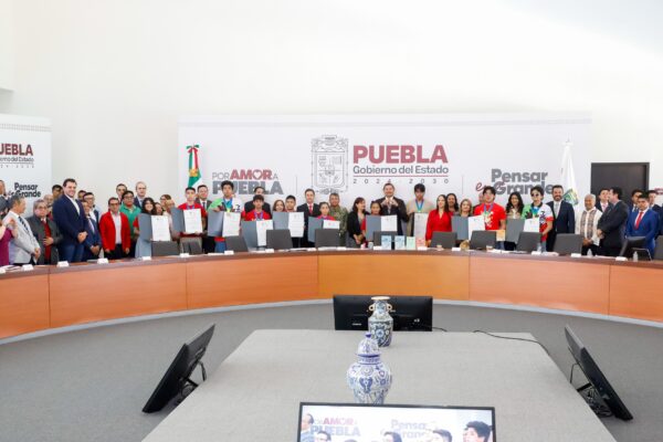 Puebla avanza en innovación y ciencia con 14 proyectos tecnológicos del Plan México.