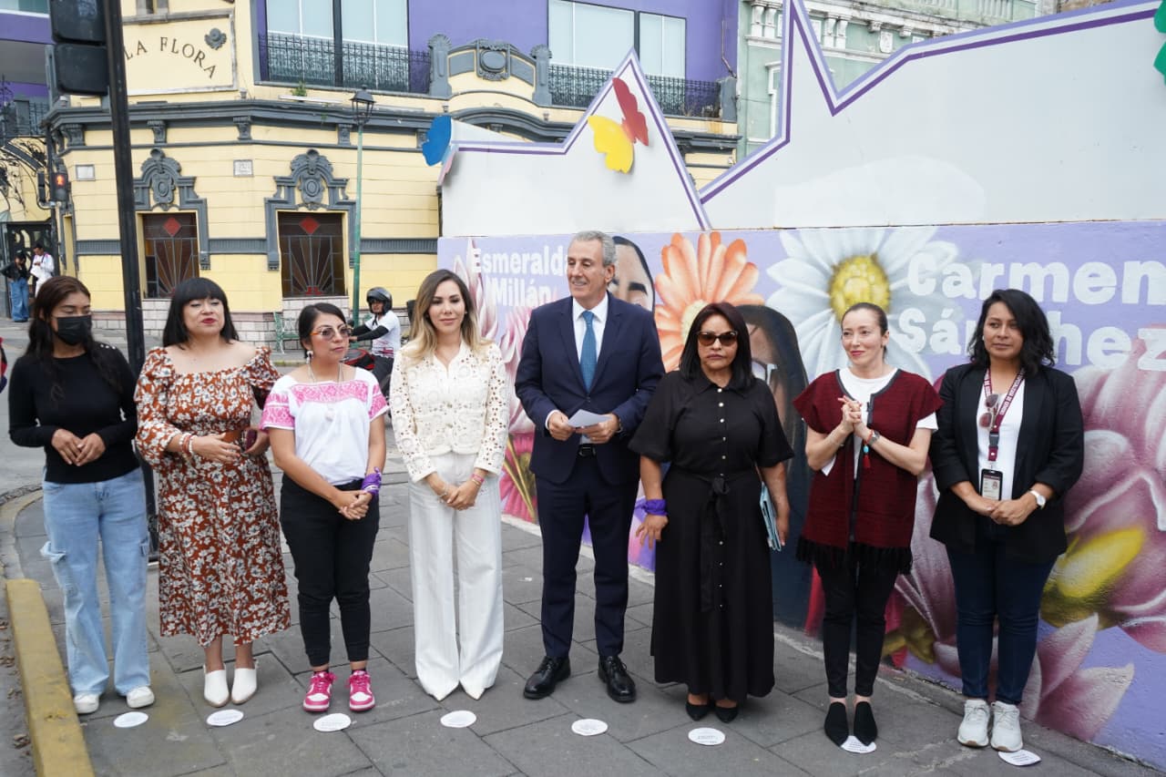 Puebla inaugura mural en honor a mujeres sobrevivientes de violencia ácida, como símbolo de memoria.