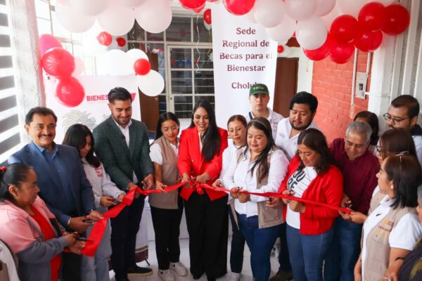 El Gobierno Municipal de San Pedro Cholula inauguró la Sede Regional de Becas para el Bienestar.