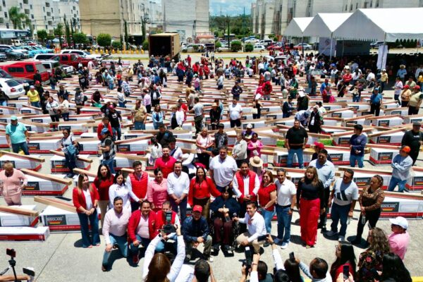 En San Martín Texmelucan se puso en marcha la Red Comunitaria “Puebla en el Corazón”, un programa que busca acercar apoyos directos a las familias poblanas.