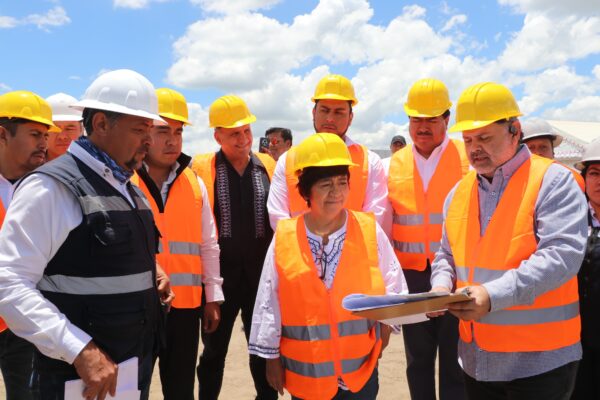SEDATU y Gobierno de Puebla supervisan módulo de vivienda; en enero 2026 se entregará primera etapa.