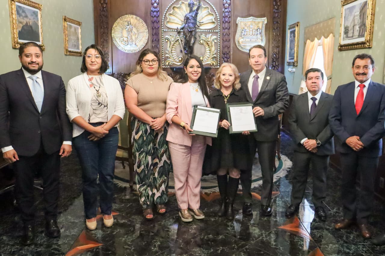 El Ayuntamiento de San Pedro Cholula firmó un convenio con la Escuela Libre de Derecho de Puebla