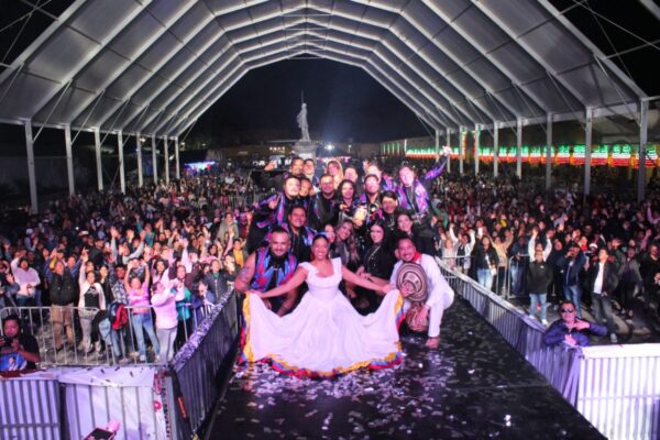 Más de 8 mil personas disfrutan del segundo día de la 75ª Feria de San Pedro Cholula.