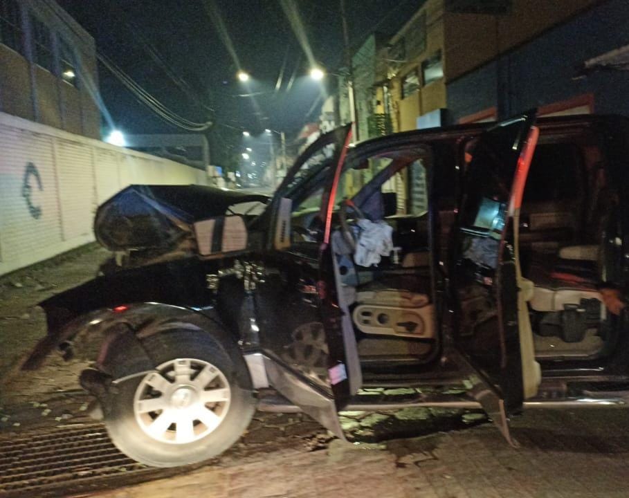 La Secretaría de Seguridad Ciudadana de San Pedro Cholula atendió un percance vehicular registrado durante la madrugada.