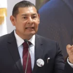 El gobernador Alejandro Armenta pidió a los alcaldes priorizar resultados y atención ciudadana.