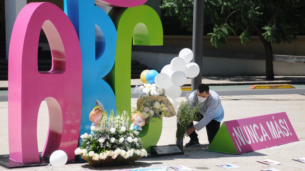 A más de 16 años de la tragedia en la Guardería ABC, la detención en EU de una de sus copropietarias revive el clamor de justicia.