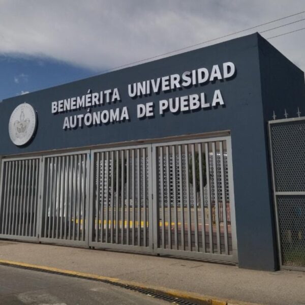 La BUAP finalizó inscripciones de nuevo ingreso y prepara registros regionales. Clases comienzan el 11 de agosto. Foto: Milenio.
