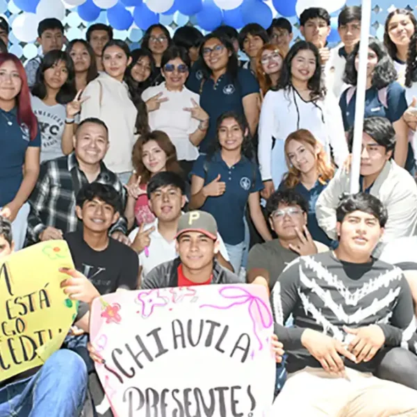 La BUAP dio inicio a su ciclo escolar en la Mixteca y Simón Bolívar.