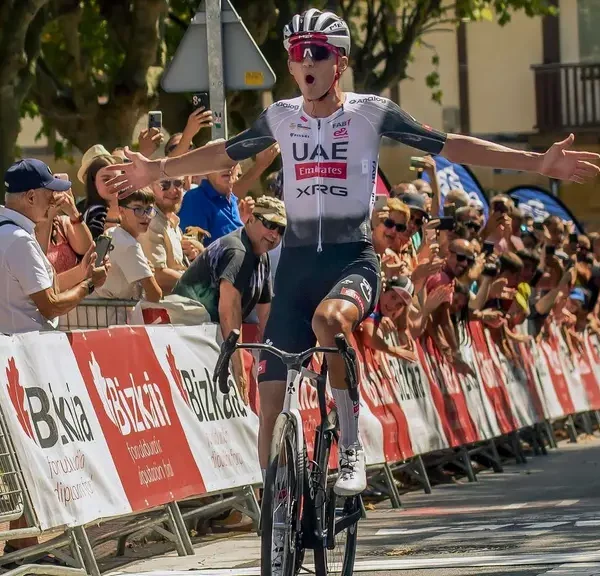 Isaac del Toro vuelve a destacar en Europa