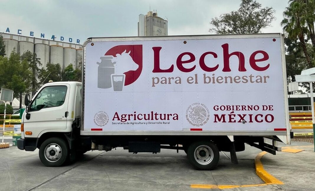 Se instalaría en Puebla una planta de Leche Bienestar y dos Centros de Acopio para apoyar a los pequeños productores de la región.