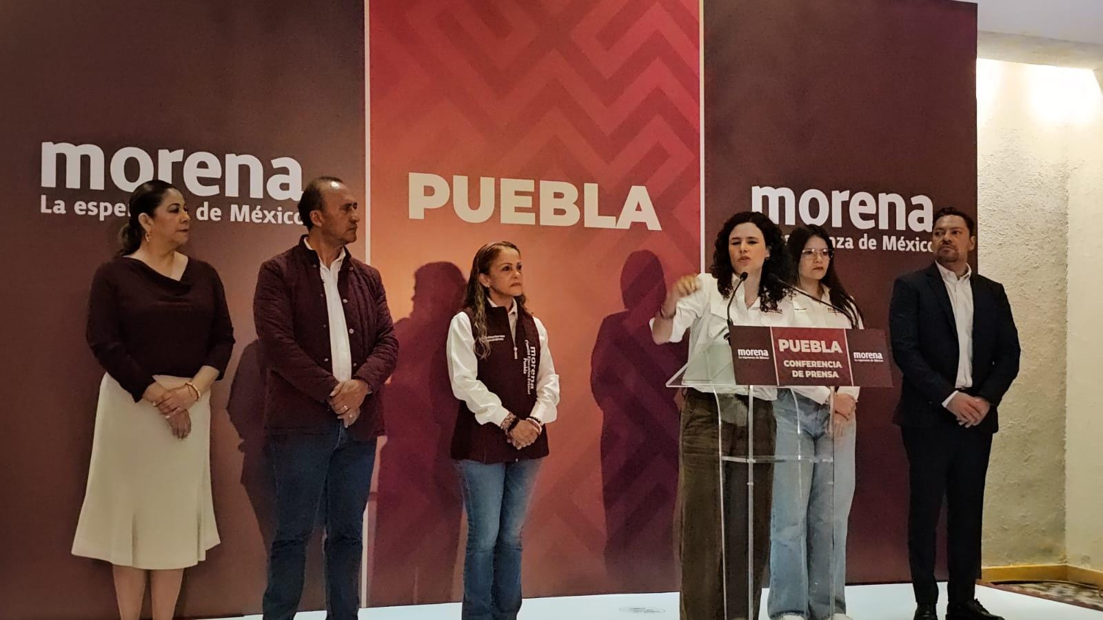 Morena permitirá la reelección de alcaldes y diputados locales en 2027, pero la prohibirá desde 2030.