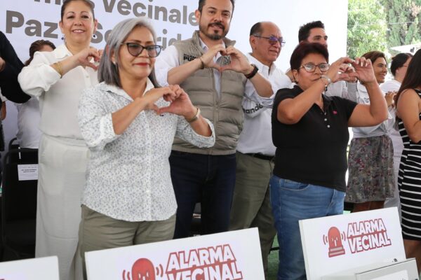 En Puebla, mujeres encabezan la seguridad vecinal mediante comités liderados por alarmas conectadas al C5.
