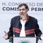El presidente del Senado, Gerardo Fernández Noroña, reconoció la compra de una casa en Tepoztlán valuada en 12 millones de pesos. Asegura que la está pagando a crédito y que la propiedad ya aparece en su declaración patrimonial pública. Foto: Senado.