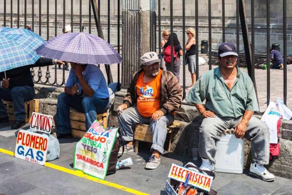 La pobreza laboral en México creció al 35.1% en el segundo trimestre de 2025.