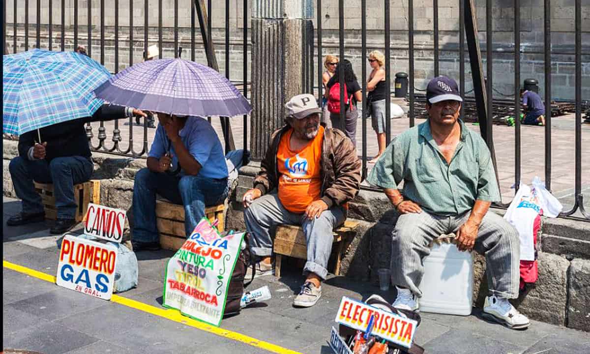 La pobreza laboral en México creció al 35.1% en el segundo trimestre de 2025.