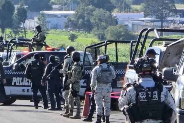 "Detienen en Texmelucan a “El Guayabas”, presunto líder huachicolero con historial criminal en Puebla y Tlaxcala. Foto: Acento21.