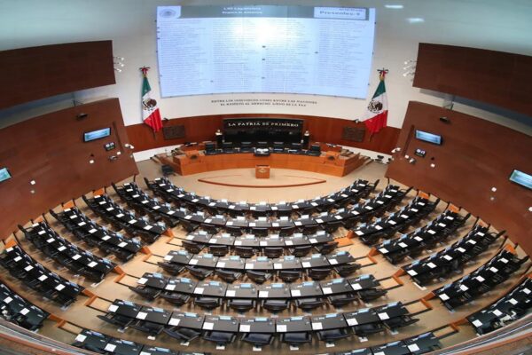 El Senado ha incrementado su gasto en subsidios, alimentos, viajes y seguros. Foto: Senado