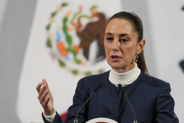 La presidenta Claudia Sheinbaum prometió que ninguna posición política, empresarial o militar será suficiente para garantizar impunidad en casos de corrupción. Foto: Monitor Xpress.