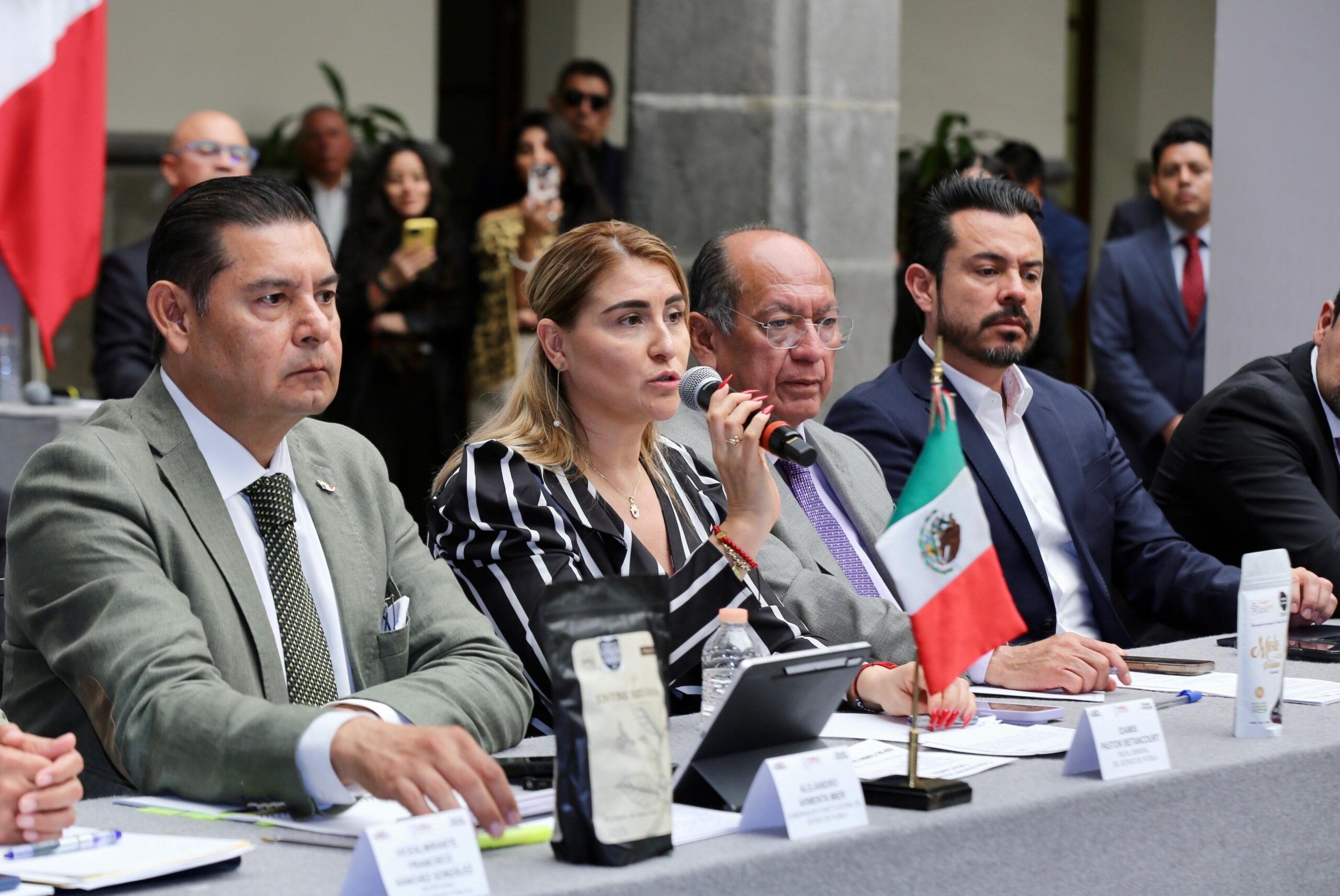 La FGE confirmó que cuatro personas...