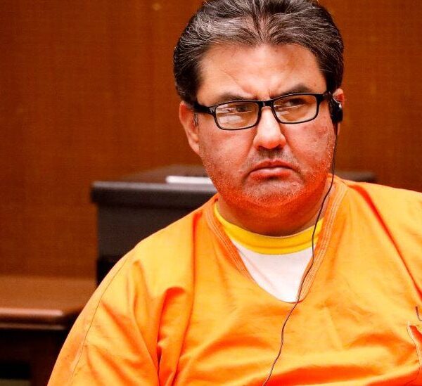 Naasón Joaquín García cumple una condena en California y ahora enfrenta nuevos cargos en Nueva York por tráfico sexual y crimen organizado. Foto: Proceso.