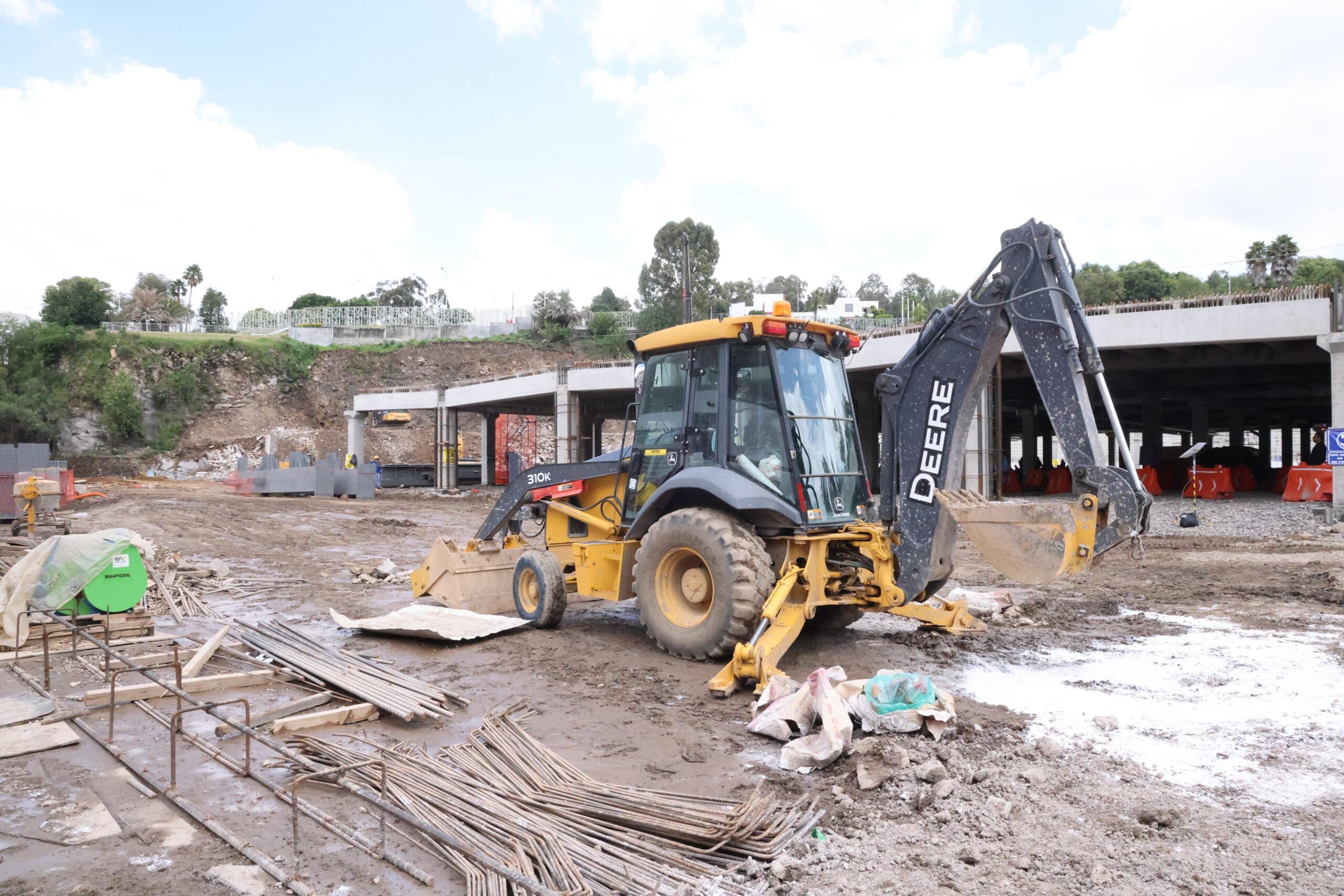 Avanza construcción de la UDEP: será tres veces más grande que el Museo Barroco y diez veces más barata