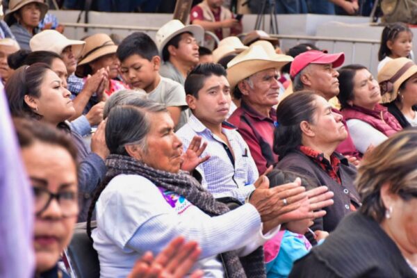 Las juntas auxiliares de Puebla atraviesan serias dificultades por su limitado reconocimiento legal y la falta de apoyo presupuestal, afirma la académica de la BUAP, Monserrat Miquel Hernández. Foto: INPI.