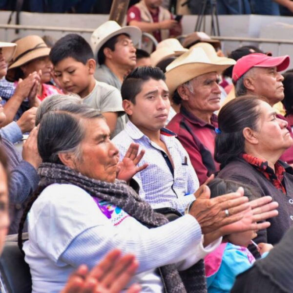 Las juntas auxiliares de Puebla atraviesan serias dificultades por su limitado reconocimiento legal y la falta de apoyo presupuestal, afirma la académica de la BUAP, Monserrat Miquel Hernández. Foto: INPI.